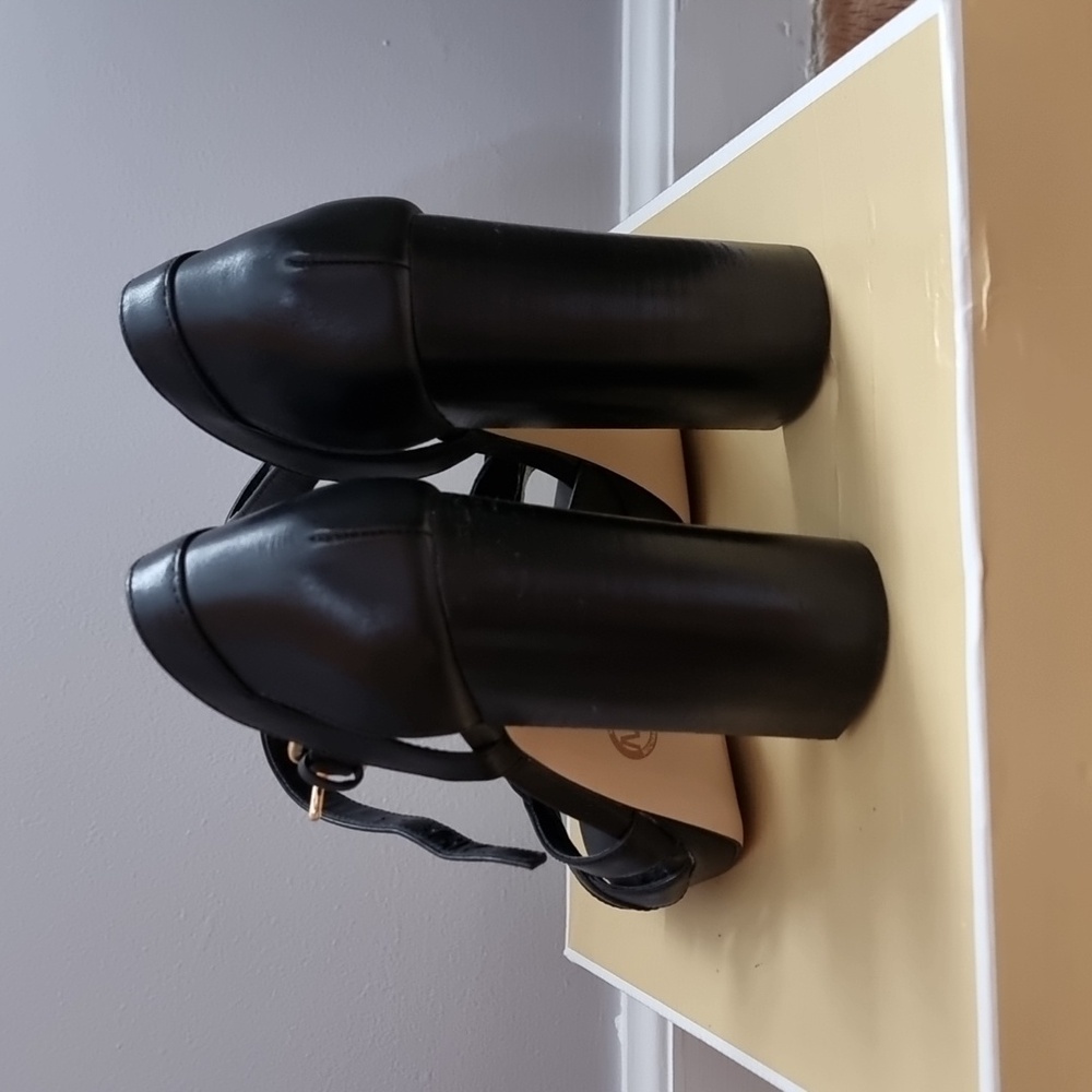 Michael Kors Annaliese Platforms 6.5M Black - Picture 4 of 4